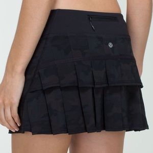 lululemon athletica Black Pleated Skirt